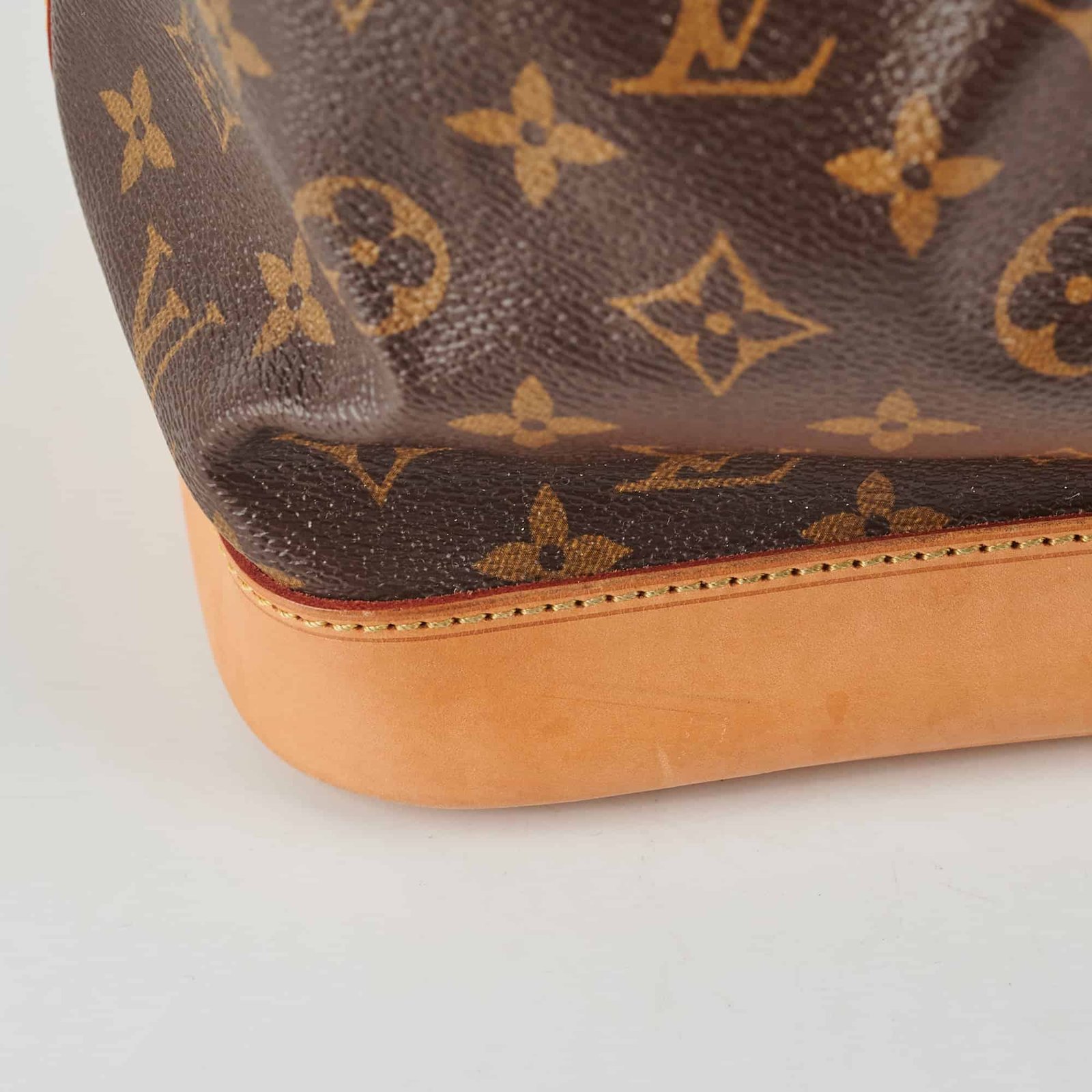 Louis Vuitton Petite Neo Noe Monogram | AlmaBagz - Image 13