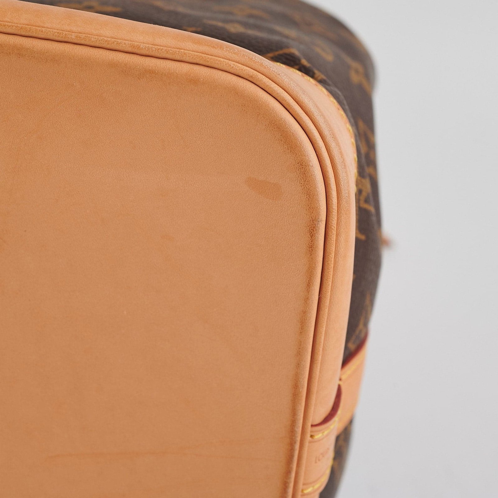 Louis Vuitton Petite Neo Noe Monogram | AlmaBagz - Image 11