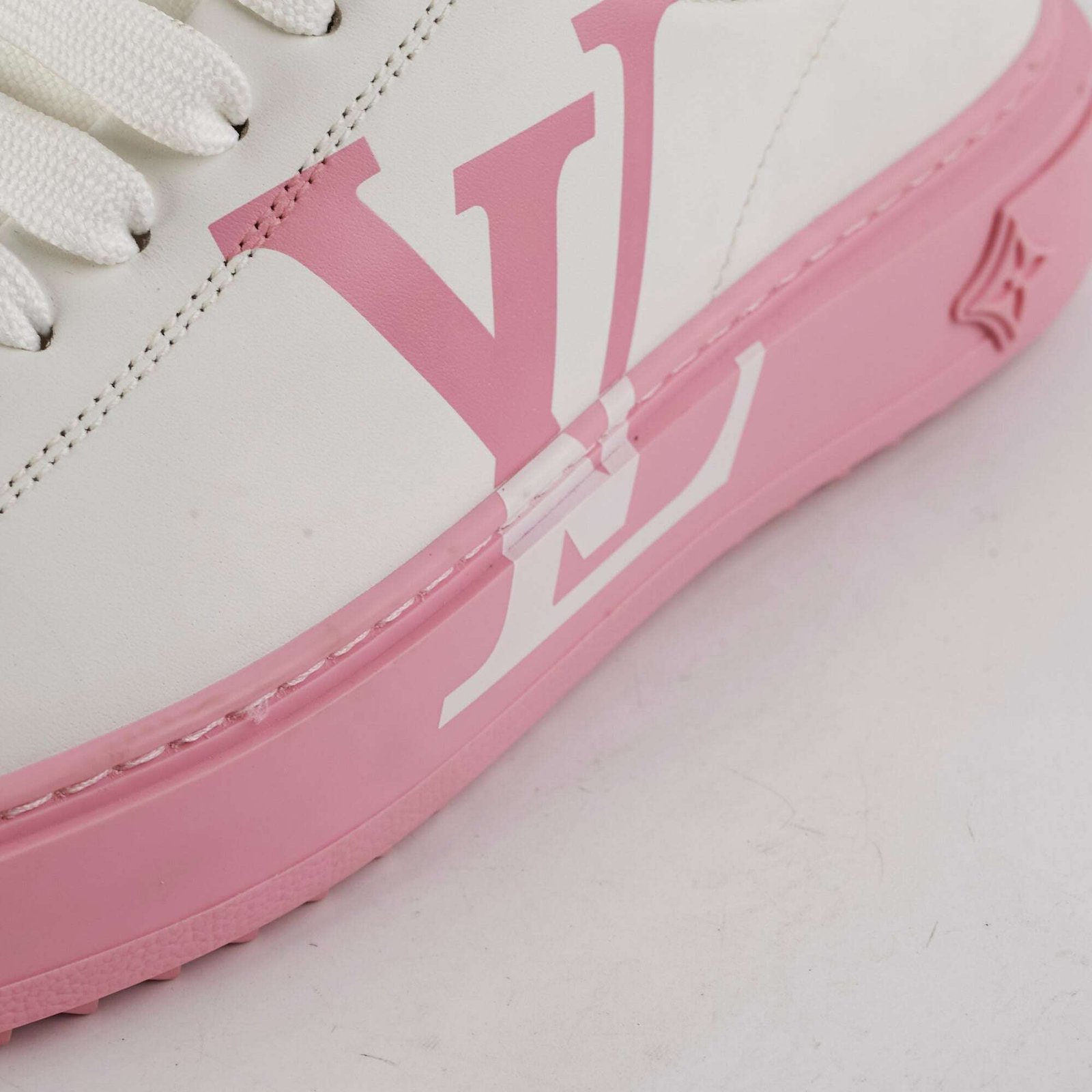 Louis Vuitton Pink Monogram Sneakers Size 36.5 | AlmaBagz - Image 7