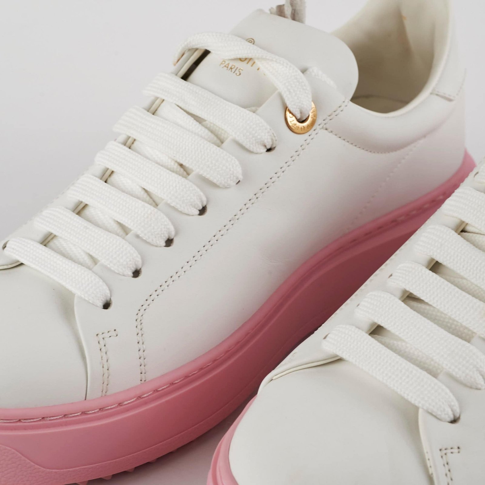Louis Vuitton Pink Monogram Sneakers Size 36.5 | AlmaBagz - Image 5