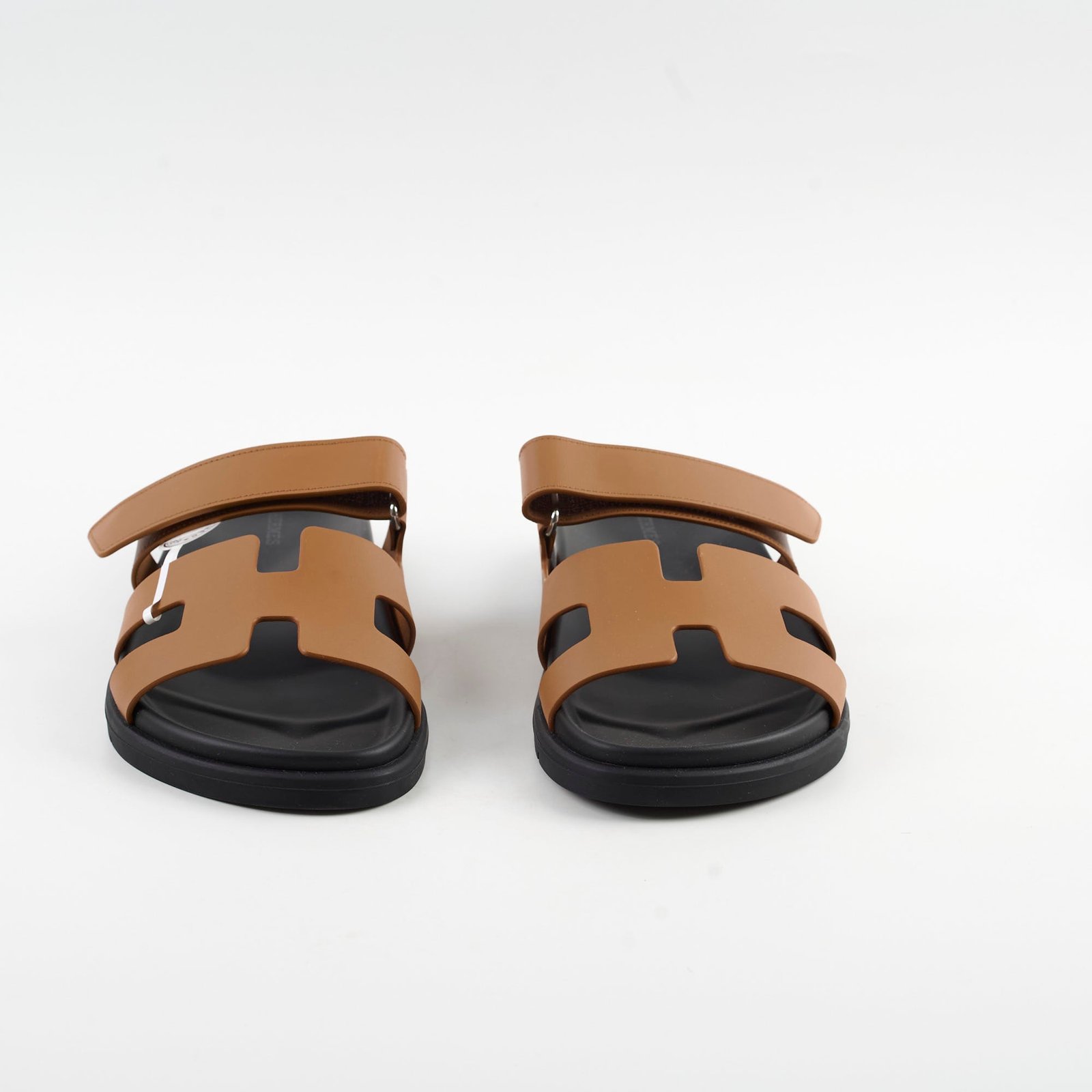 Hermes Chypre Sandal Size 40 Naturel | AlmaBagz