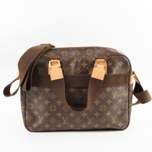 Louis Vuitton Monogram Sac Bosphore | AlmaBagz