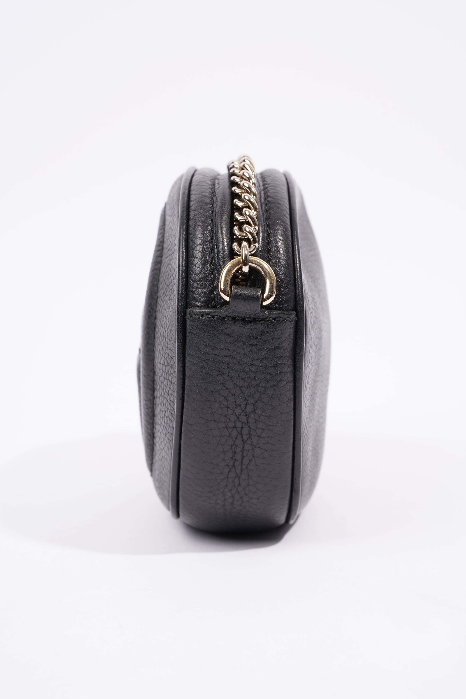 Gucci Soho Disco Chain Crossbody Bag Black Leather Mini | AlmaBagz