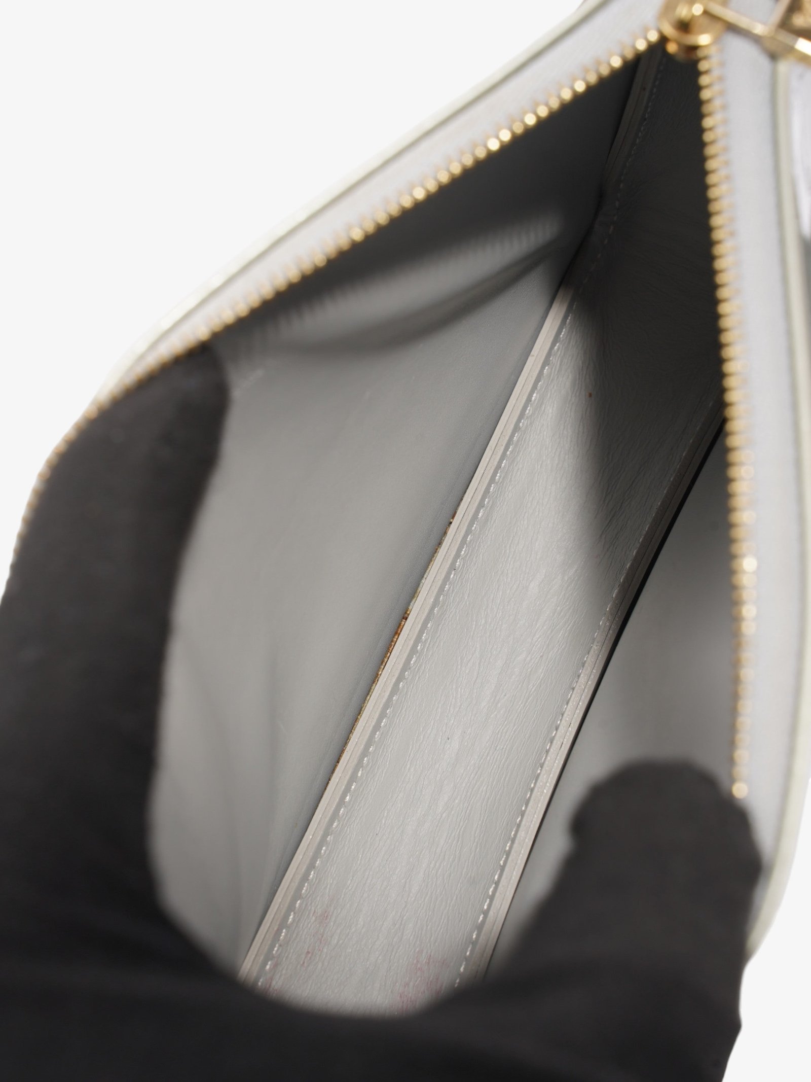 Louis Vuitton Pochette Mini Monogram Vernis / Silver Patent Leather | AlmaBagz - Image 7