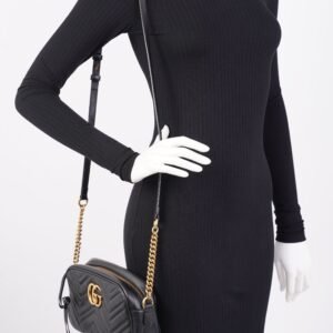 Gucci Marmont Zip Black Matelasse Leather Small | AlmaBagz
