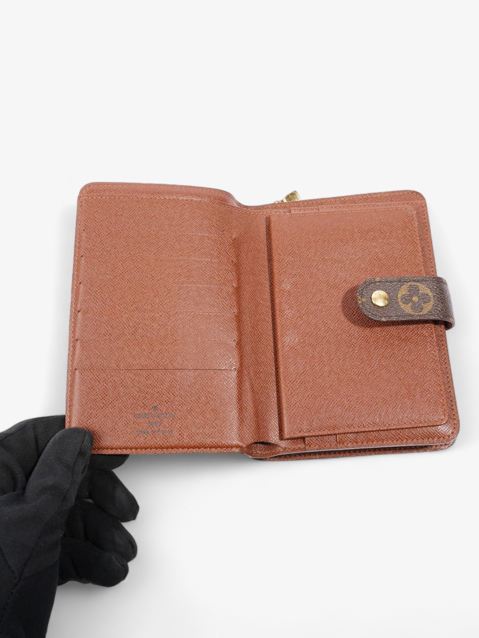 Louis Vuitton Porte Papier Zip Monogram Coated Canvas | AlmaBagz - Image 4