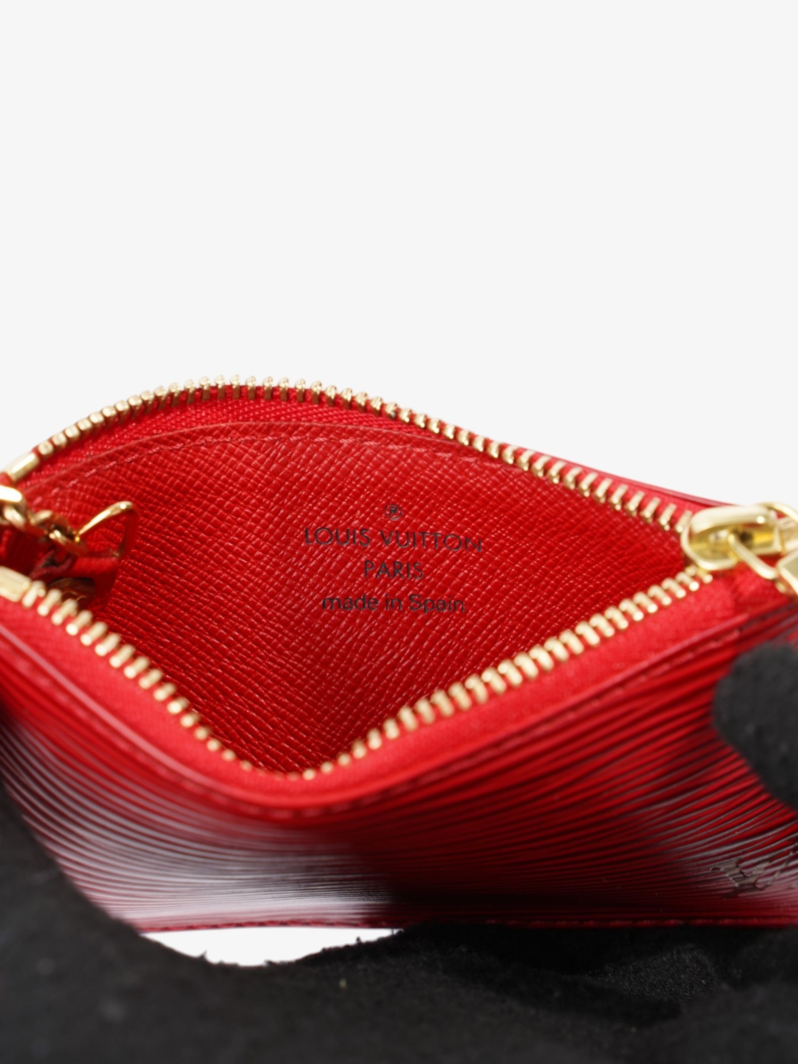 Louis Vuitton Porte Cles Red Epi Leather | AlmaBagz - Image 4