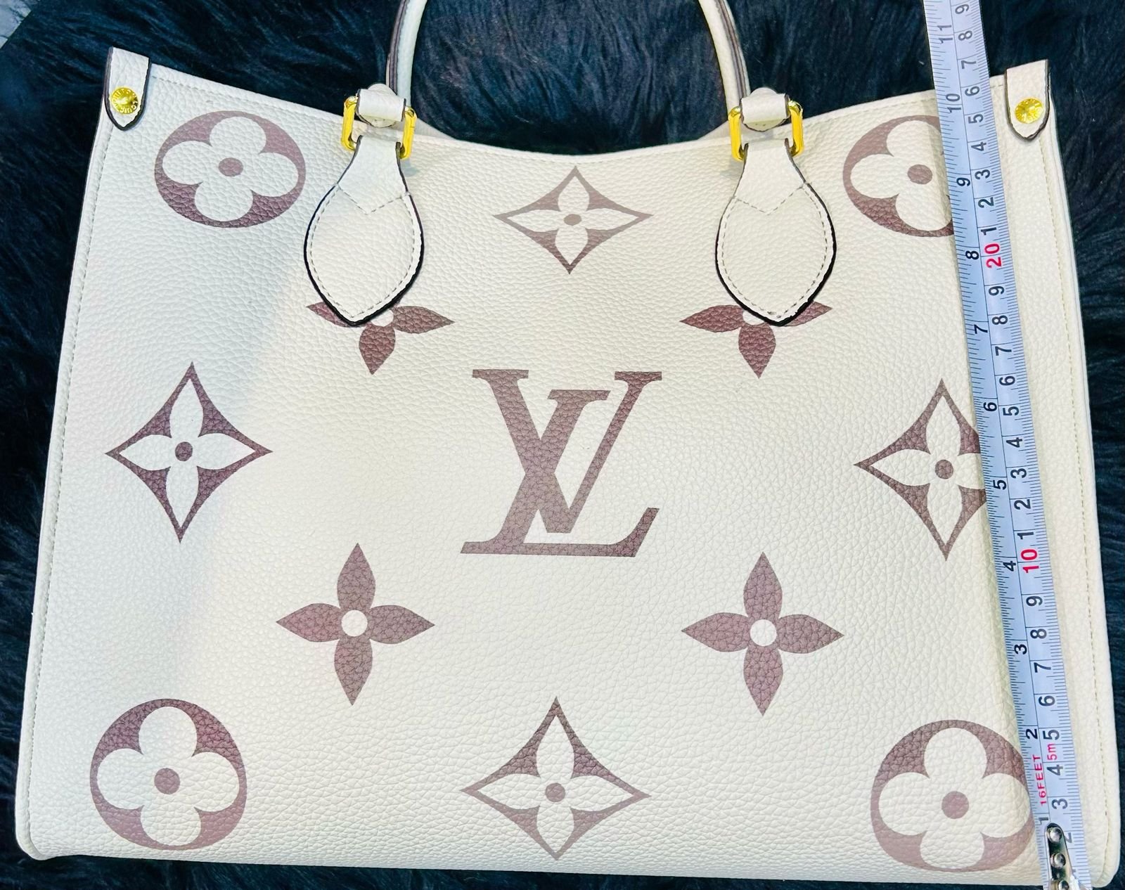 Louis Vuitton On The Go – AAA Quality, Official Model (Black) | AlmaBagz