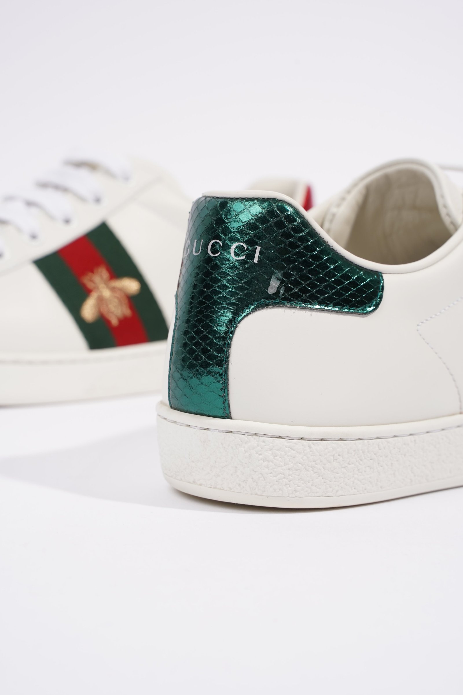 Gucci Ace Embroidered Bee White / Red / Green Leather EU 39 UK 6 | AlmaBagz - Image 12