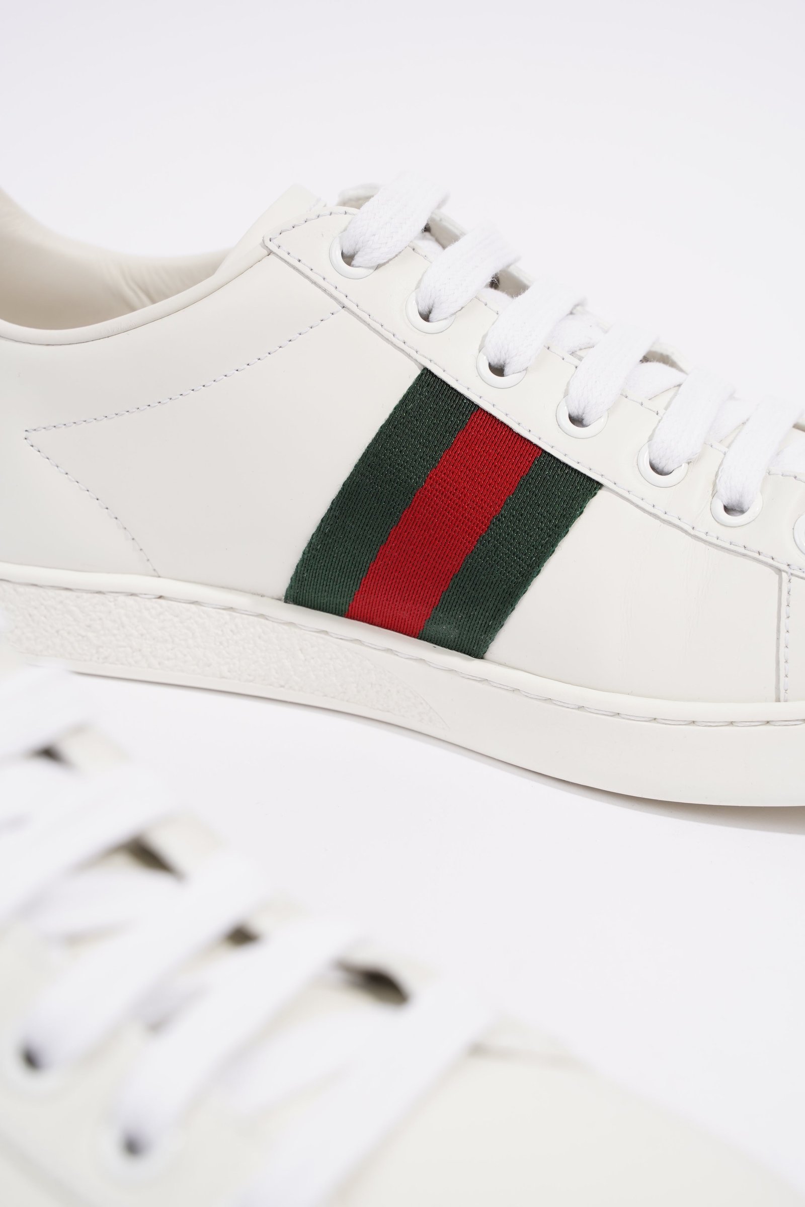 Gucci Ace Embroidered Bee White / Red / Green Leather EU 39 UK 6 | AlmaBagz - Image 13