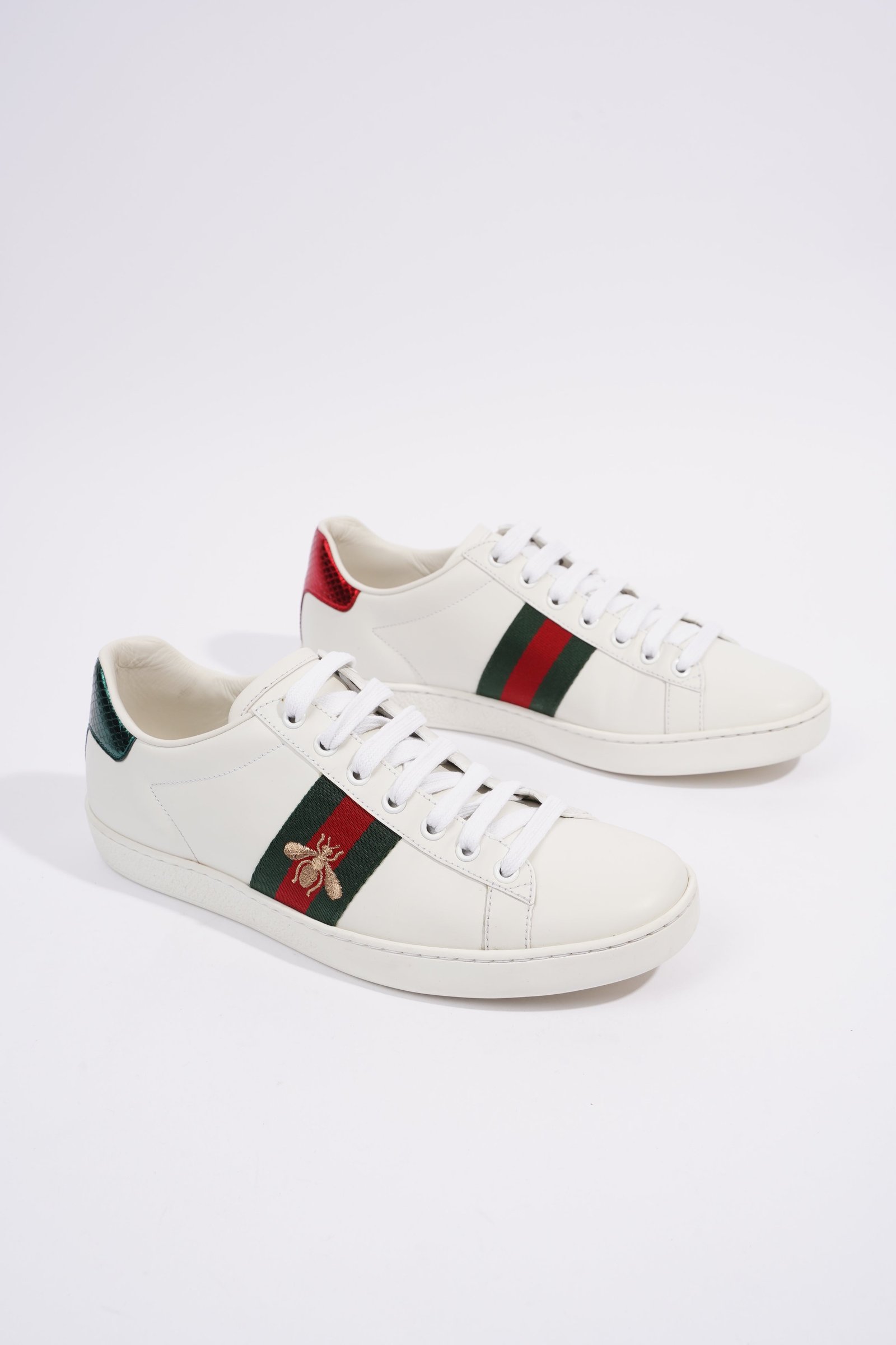 Gucci Ace Embroidered Bee White / Red / Green Leather EU 39 UK 6 | AlmaBagz
