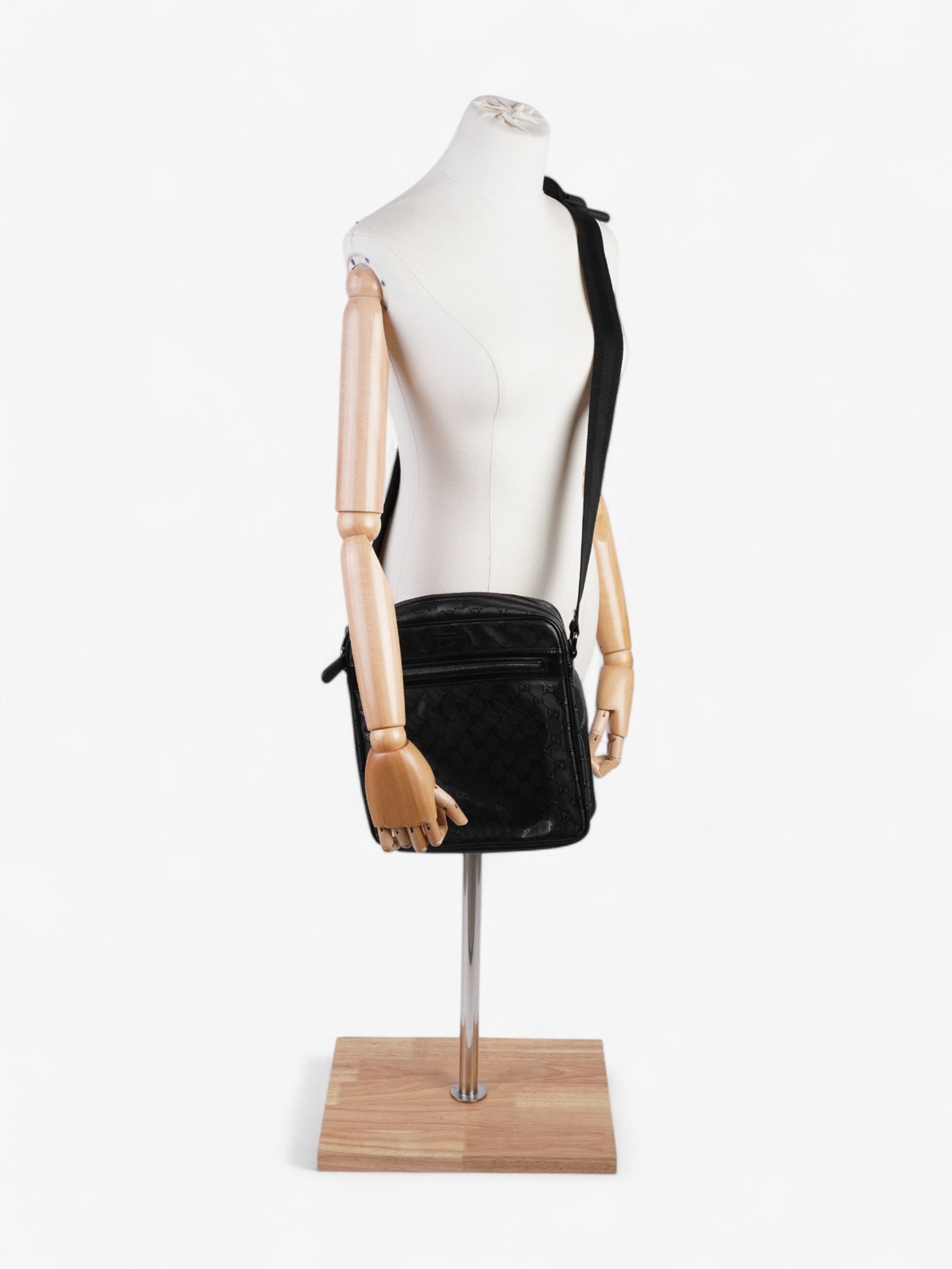 Gucci GG Imprime Messenger Black Coated Canvas | AlmaBagz