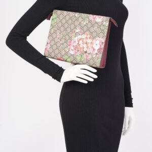 Gucci Gucci Blooms Cosmetic Pouch GG Supreme Floral Coated Canvas Large | AlmaBagz