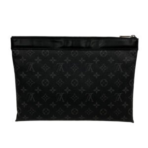 LOUIS VUITTON Pochette M62291 leather black Monogram Eclipse Discovery mens(Unisex) Used | AlmaBagz
