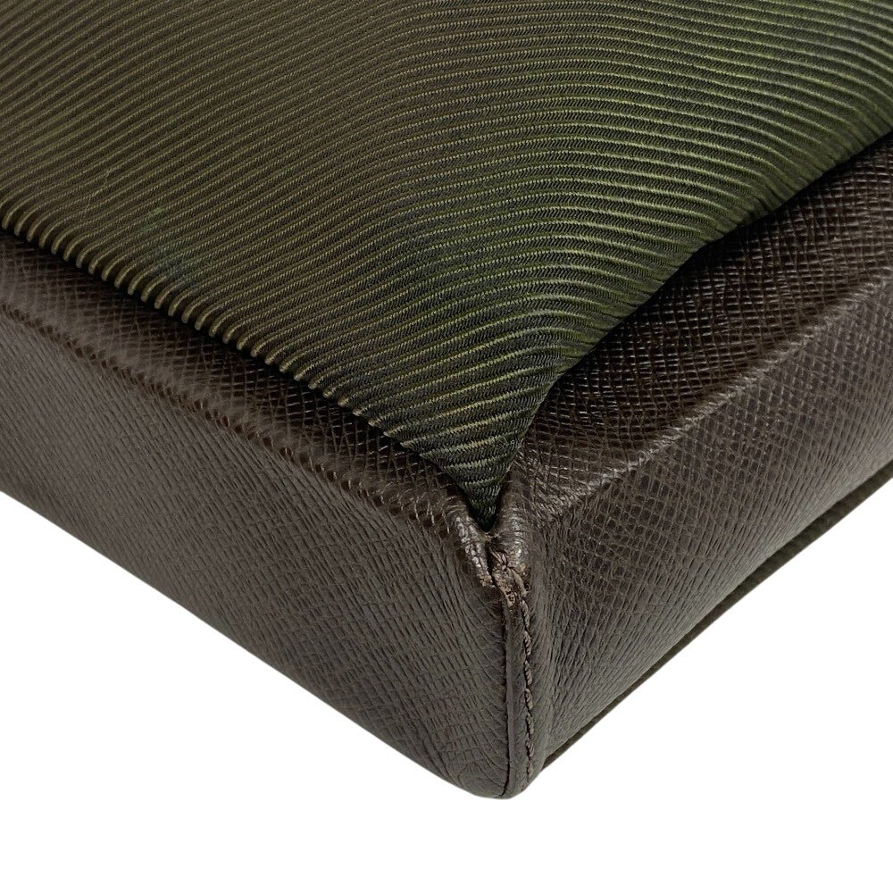 LOUIS VUITTON Shoulder Bag M30898 leather Brown Taiga Saratov PM mens Used | AlmaBagz - Image 2