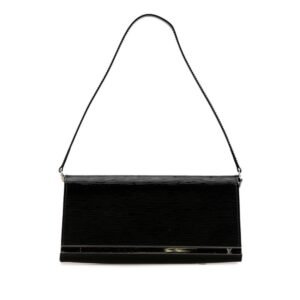 Louis Vuitton Noir Patent Leather Pochette Shoulder Bag | AlmaBagz
