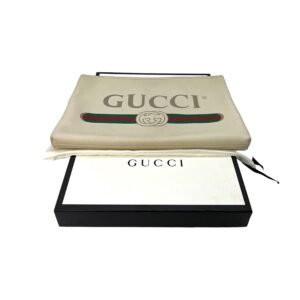Gucci Large Graphic Print Portfolio Clutch | AlmaBagz