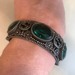 Gucci Interlocking GG Silver Bracelet with Green Crystals | AlmaBagz