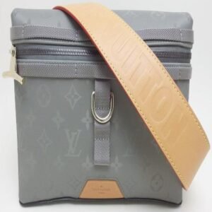 Louis Vuitton Messenger PM Monogram Titanium | AlmaBagz