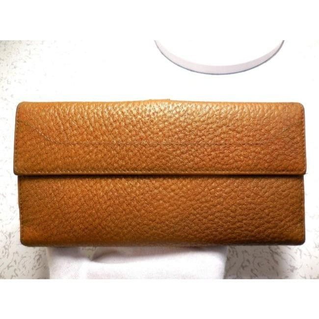 Gucci Camel Textured Leather Jackie Style Checkbook Size Wallet With A Gold Piston Closure | AlmaBagz