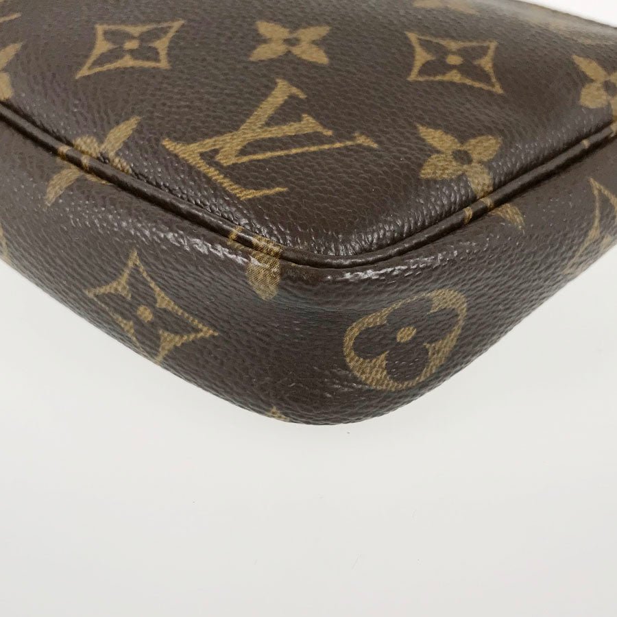 LOUIS VUITTON Pouch | AlmaBagz - Image 4