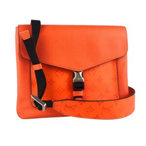 LOUIS VUITTON Shoulder Bag | AlmaBagz