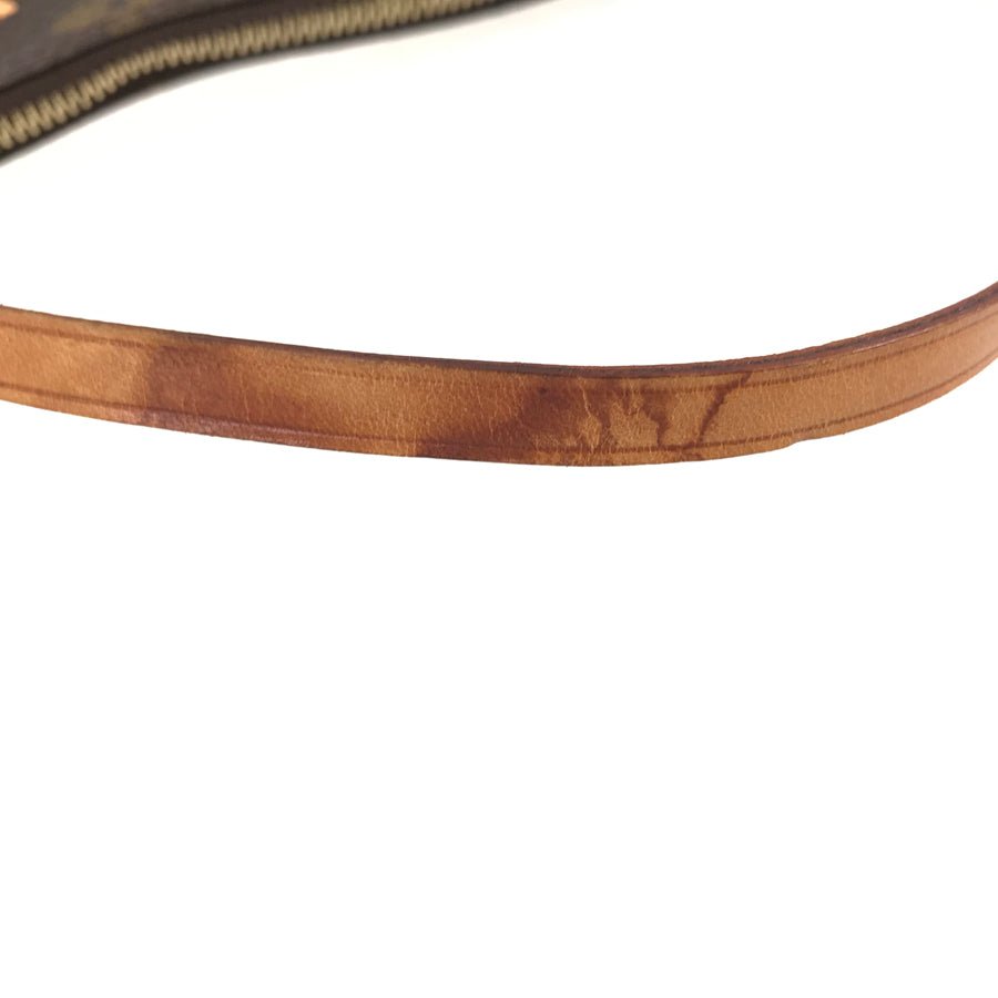 LOUIS VUITTON Pouch | AlmaBagz - Image 10