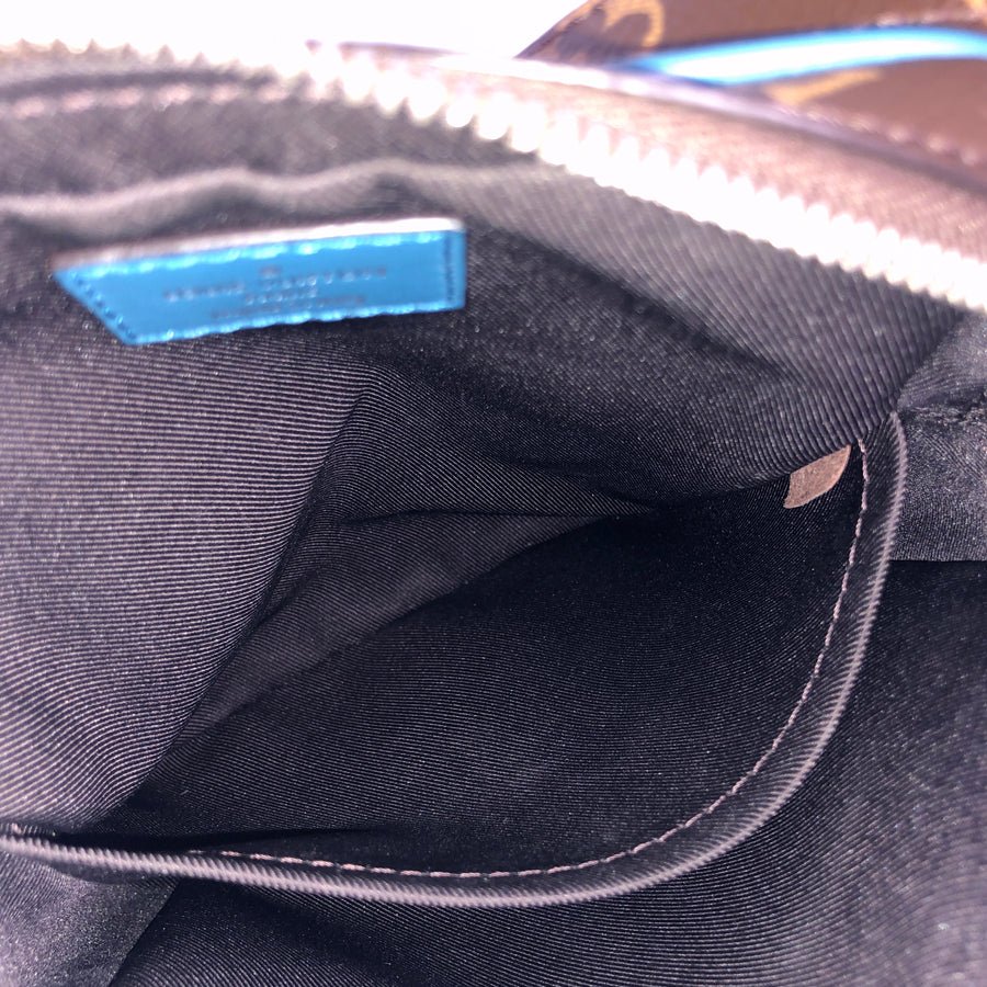 LOUIS VUITTON Shoulder Bag | AlmaBagz - Image 15