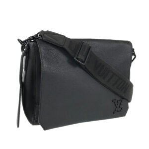 LOUIS VUITTON Aerogram Takeoff Messenger M57080 Messenger bag | AlmaBagz