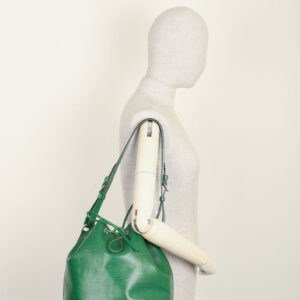 LOUIS VUITTON Petit Sac Noe Epi Green | AlmaBagz