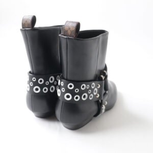 LOUIS VUITTON boots leather Black x white 37 | AlmaBagz