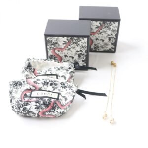 GUCCI Pierce �[ Gold x white Women Used | AlmaBagz