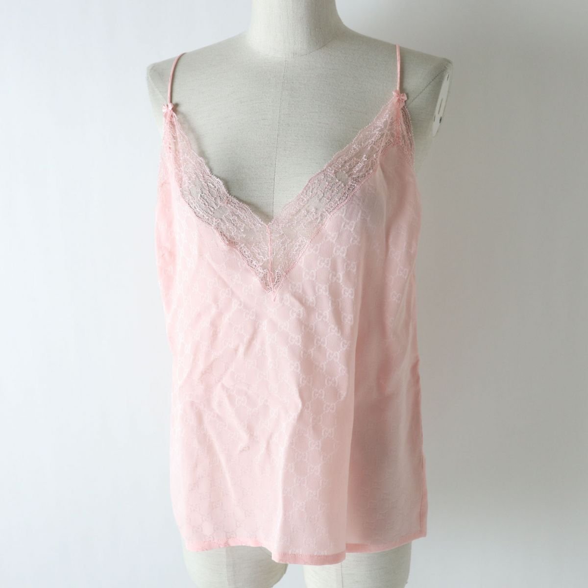 GUCCI setup silk pink M | AlmaBagz