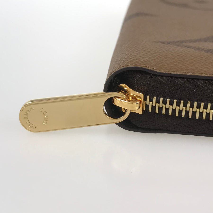 LOUIS VUITTON purse Zip Around | AlmaBagz - Image 6