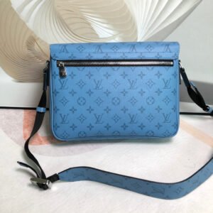 Louis Vuitton Messengerama Bag | AlmaBagz