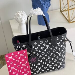 Louis Vuitton Neverfull MM  Tote Bag | AlmaBagz