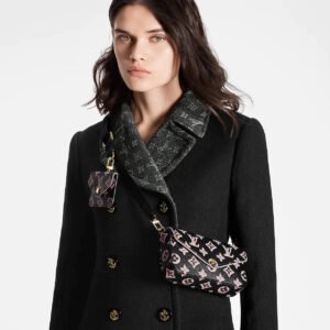 LOUIS VUITTON 2022 Felicie Strap & Go Crossbody Bag In Black | AlmaBagz