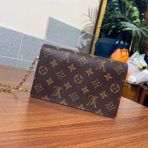 Louis Vuitton Flore Chain Wallet | AlmaBagz