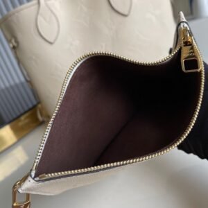Louis Vuitton Neverfull MM Tote Bag | AlmaBagz