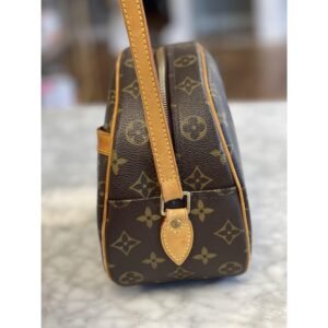 Louis Vuitton Monogram Blois | AlmaBagz