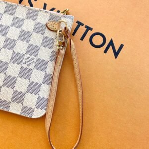 Louis Vuitton 2021 Neverfull GM Damier Azur Pochette Wristlet Pouch In Rose Ballerine | AlmaBagz
