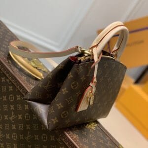 Louis Vuitton Petit Palais Bag | AlmaBagz