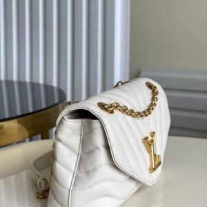 Louis Vuitton New Wave Chain Bag | AlmaBagz