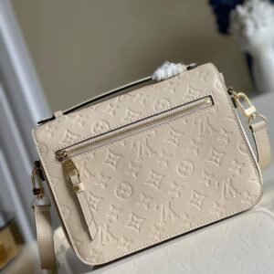 Louis Vuitton Pochette Metis Bag | AlmaBagz