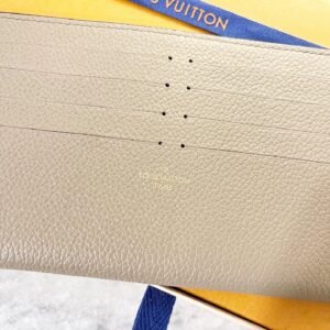 LOUIS VUITTON Empriente Leather Card Holder | AlmaBagz