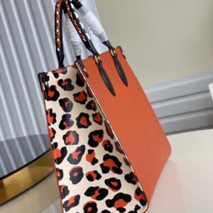 Louis Vuitton OnTheGo MM Bag | AlmaBagz