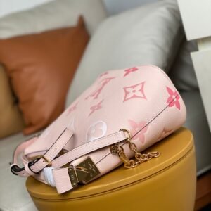 Louis Vuitton Marshmallow Bag | AlmaBagz