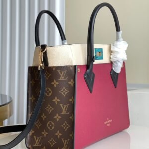 Louis Vuitton On My Side MM Bag | AlmaBagz
