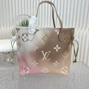 Louis Vuitton Neverfull MM  Tote Bag | AlmaBagz