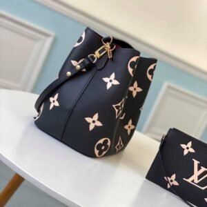 Louis Vuitton NeoNoe MM Bag | AlmaBagz